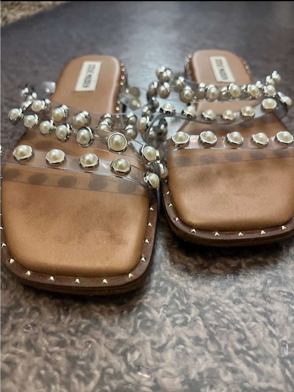 Pearl strap sandals